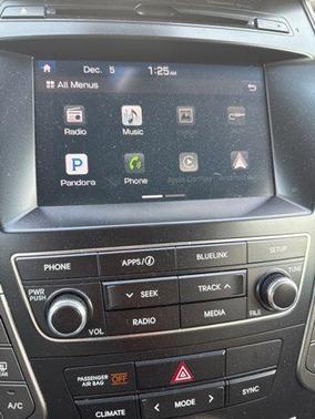 2017 Hyundai SANTA FE Limited