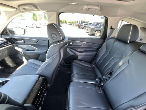 Majestic Black Pearl 2023 Acura MDX Advance Package