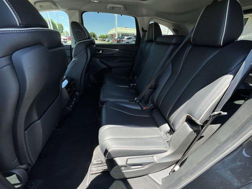 Majestic Black Pearl 2023 Acura MDX Advance Package