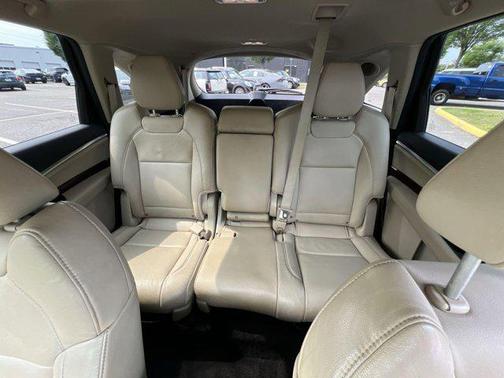 2016 Acura MDX 3.5L w/Technology Package