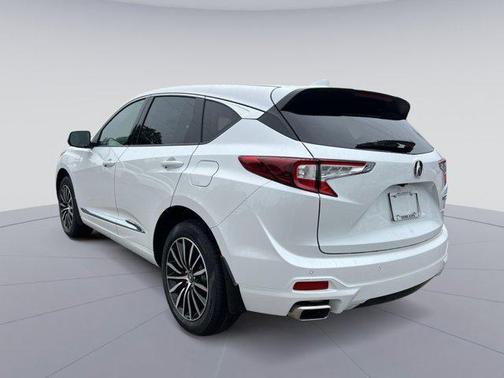 2025 Acura RDX Advance Package