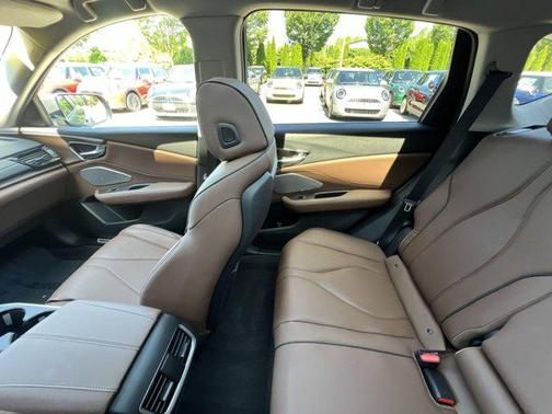 2025 Acura RDX Advance Package