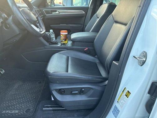 2020 Volkswagen Atlas Cross Sport 3.6L V6 SE w/Technology R-Line