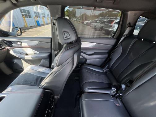 Majestic Black Pearl 2024 Acura MDX A-SPEC
