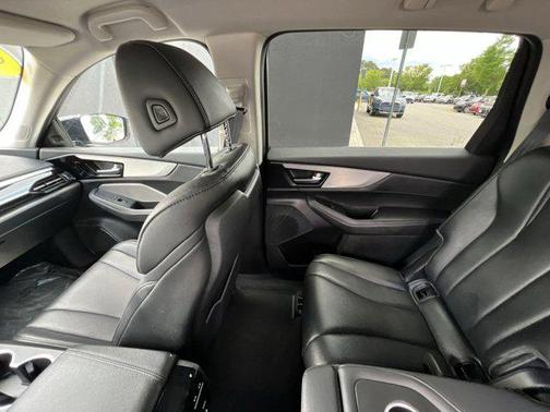 2024 Acura MDX Standard