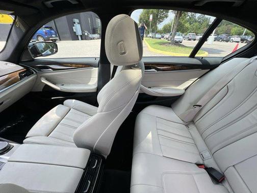 2019 BMW 530 xDrive