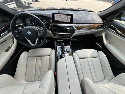 2019 BMW 530 xDrive