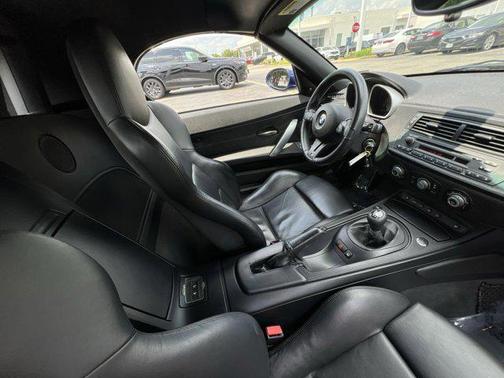 2006 BMW M M