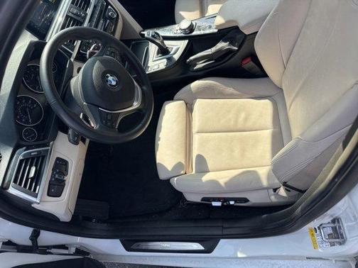 2017 BMW 330 330i