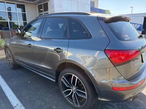 Daytona Gray Pearl Effect 2017 Audi SQ5 3.0T Premium Plus