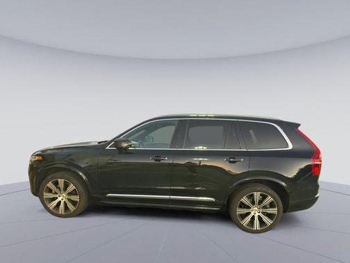 2022 Volvo XC90 T6 Inscription