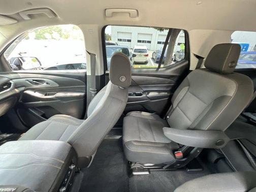 2018 Chevrolet Traverse LT Cloth