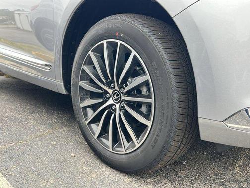 Solar Silver Metallic 2026 Acura RDX Advance Package