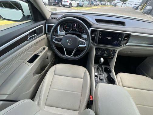 2021 Volkswagen Atlas 3.6L SE w/Technology