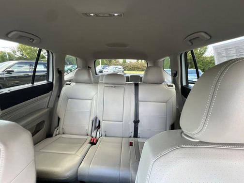 2021 Volkswagen Atlas 3.6L SE w/Technology