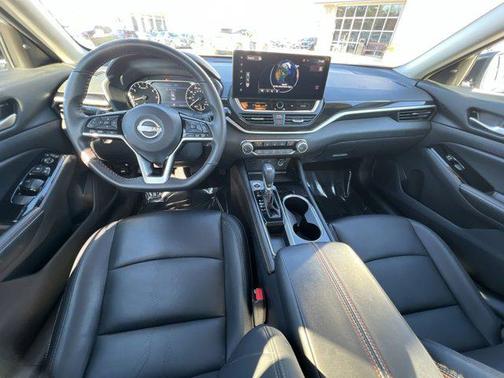 2024 Nissan Altima SR FWD