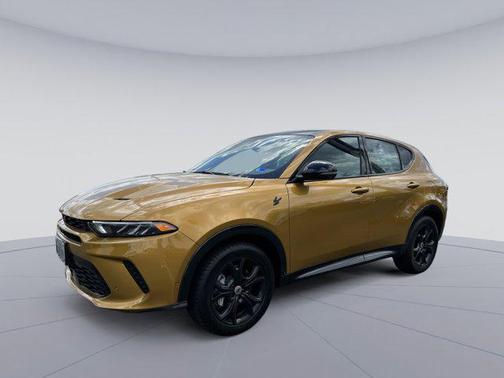 Acapulco Gold 2024 Dodge Hornet R/T Plus EAWD