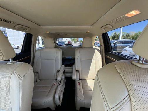 Blizzard Pearl 2019 Toyota Highlander Limited Platinum