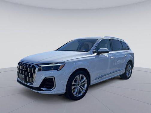 2026 Audi Q7 55 Premium Plus