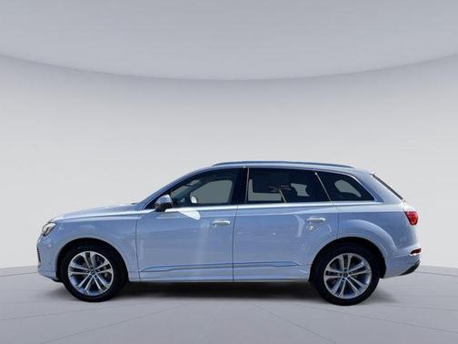 2026 Audi Q7 55 Premium Plus