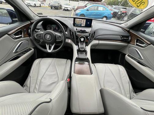 2022 Acura RDX Advance Package