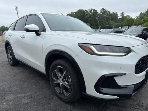 Platinum White Pearl 2024 Honda HR-V EX-L