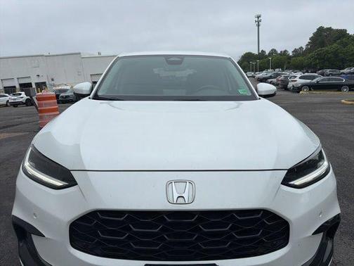 Platinum White Pearl 2024 Honda HR-V EX-L
