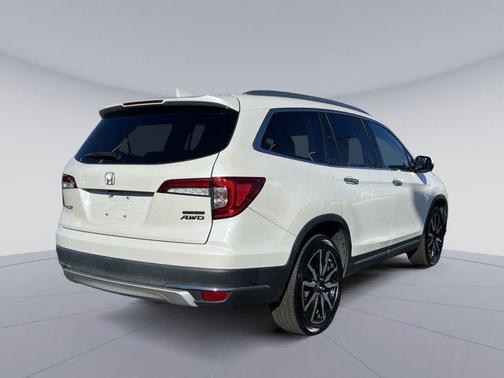 2019 Honda Pilot Touring 8-Passenger