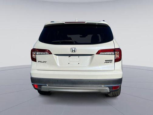 2019 Honda Pilot Touring 8-Passenger