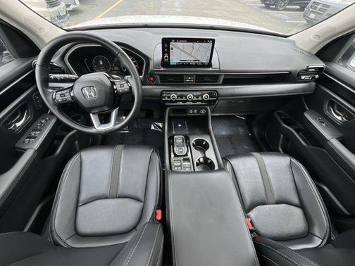 2023 Honda Pilot Touring 8-Passenger