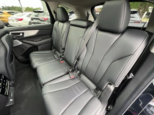 Majestic Black Pearl 2025 Acura MDX Technology Package