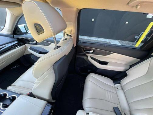2023 Acura MDX Advance Package
