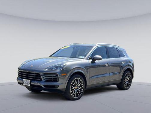 Quartzite Grey Metallic 2021 Porsche Cayenne Cayenne