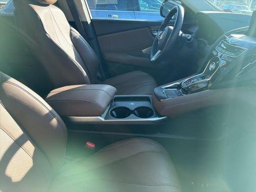 2025 Acura RDX Advance Package