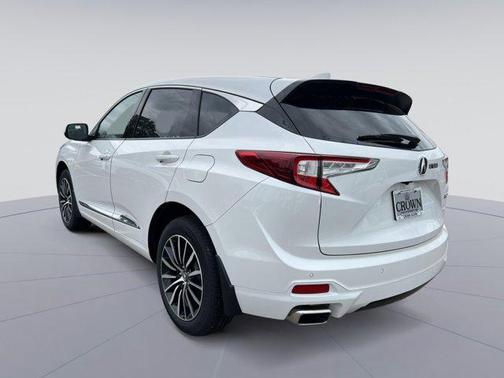 2025 Acura RDX Advance Package
