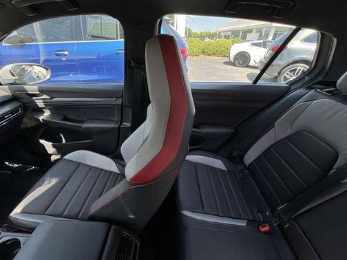 Moonstone Gray 2022 Volkswagen Golf GTI 2.0T SE DSG