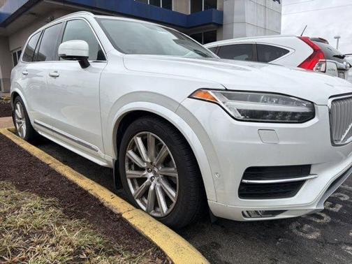 2017 Volvo XC90 T6 Inscription