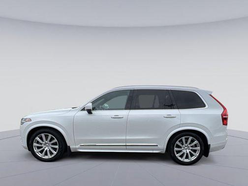 2017 Volvo XC90 T6 Inscription