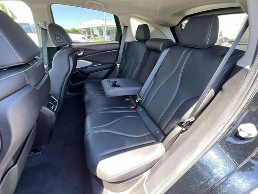 Majestic Black Pearl 2024 Acura RDX Technology Package