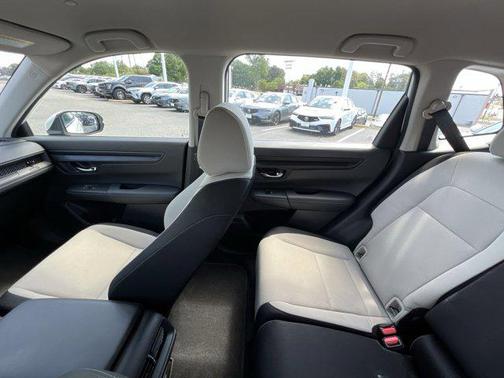 Platinum White Pearl 2023 Honda CR-V LX AWD