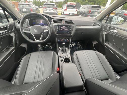 Platinum Gray Metallic 2023 Volkswagen Tiguan 2.0T SE 4MOTION