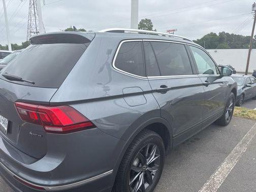 Platinum Gray Metallic 2023 Volkswagen Tiguan 2.0T SE 4MOTION