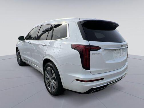 2021 Cadillac XT6 Premium Luxury FWD