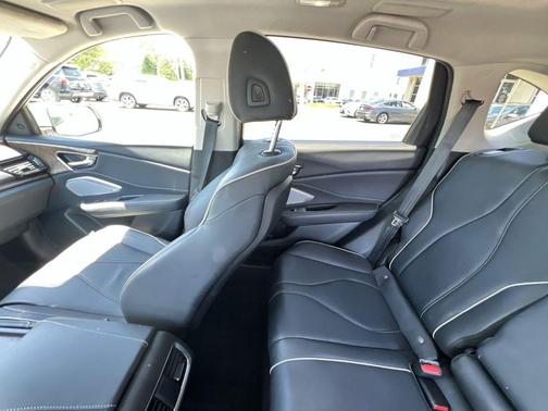 Platinum White Pearl 2024 Acura RDX Advance Package