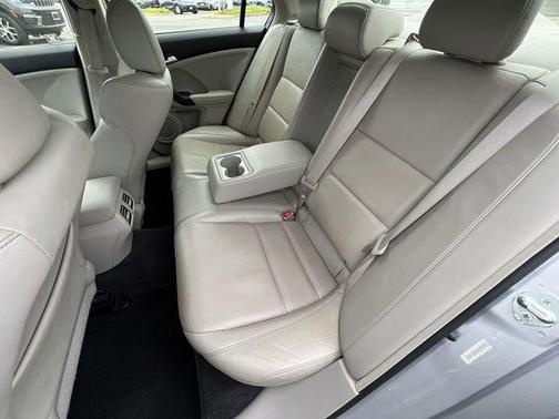 Silver Moon 2013 Acura TSX Technology