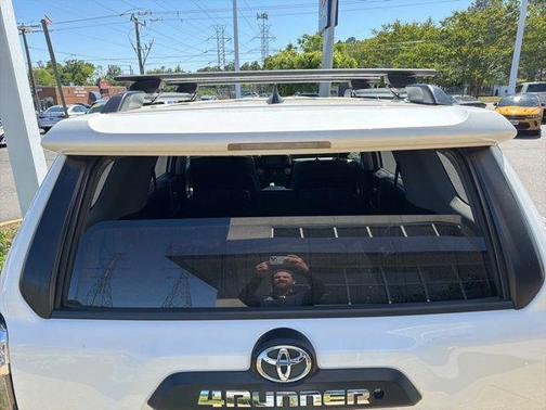 Super White 2017 Toyota 4Runner TRD Pro