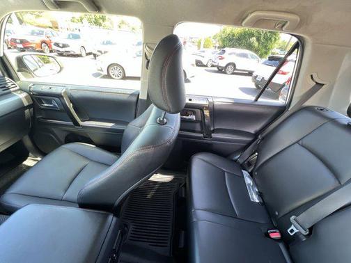 Super White 2017 Toyota 4Runner TRD Pro