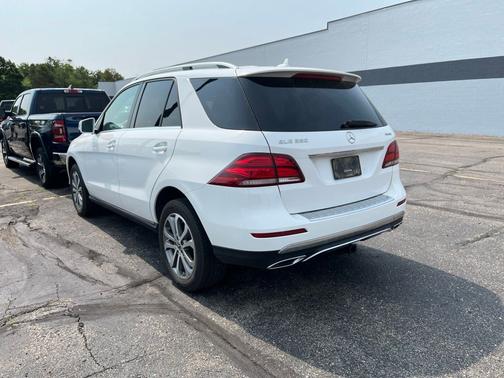 Polar White 2018 Mercedes-Benz GLE 350 4MATIC