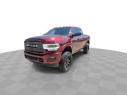 2019 RAM 2500 Laramie Crew Cab 4x4 6'4' Box