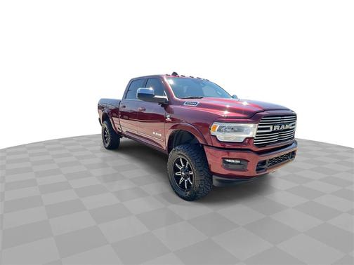 2019 RAM 2500 Laramie Crew Cab 4x4 6'4' Box
